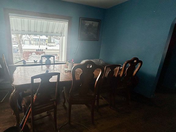 3rd image of 40 Westside Saginaw Rd