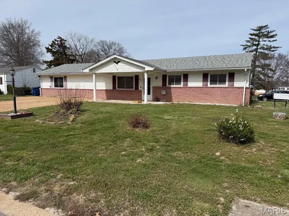 201 Heyden Dr, Eureka, MO 63025