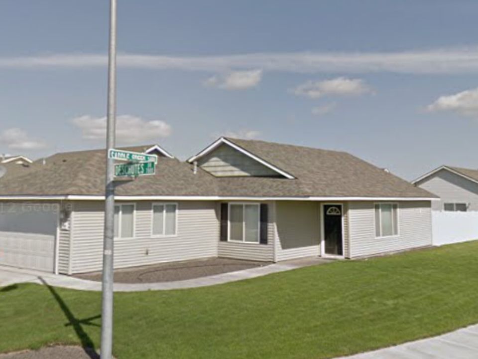1st image of 7807 Deschutes Dr