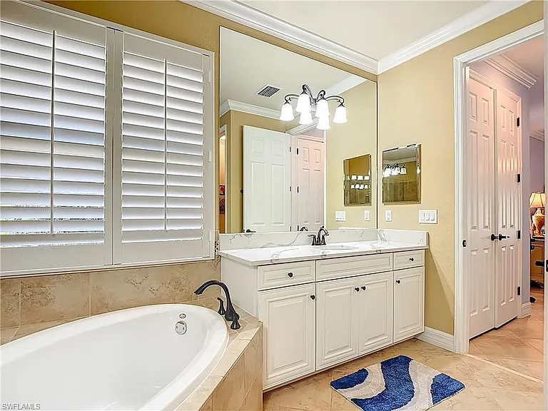 9250 Veneto Pl — Photo 41