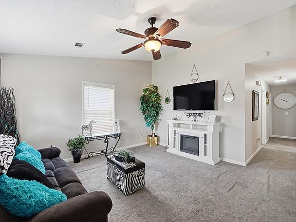 4th image of 105 Charmac Rd