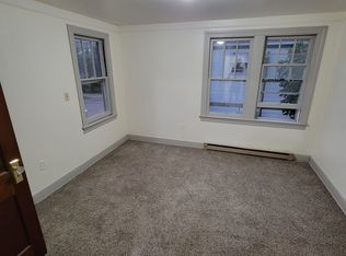 2031 3rd St #B, Eau Claire, WI 54703