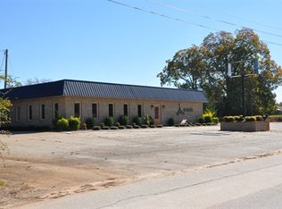 748 Stonecypher St, Cornelia, GA 30531