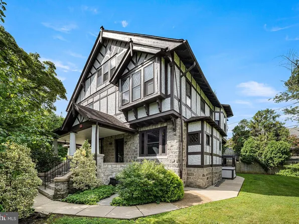 454 Forrest Ave, Drexel Hill, PA 19026
