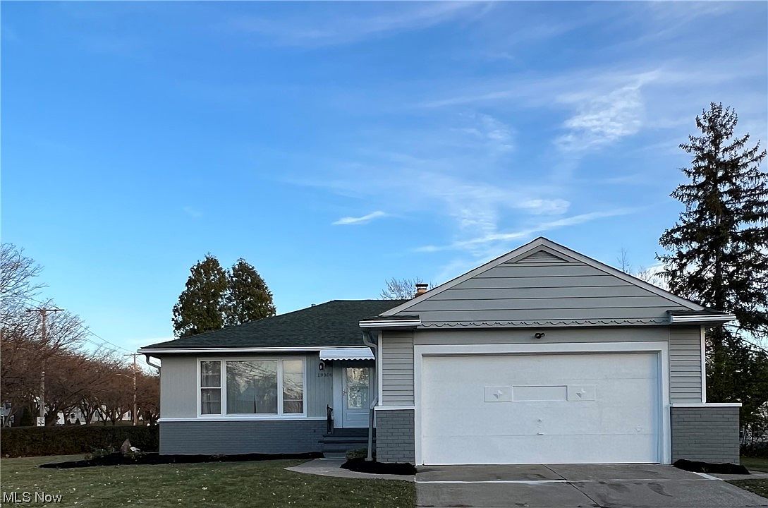 【ひびおと】 19306 Libby Rd, Maple Heights, OH 44137 | Zillow