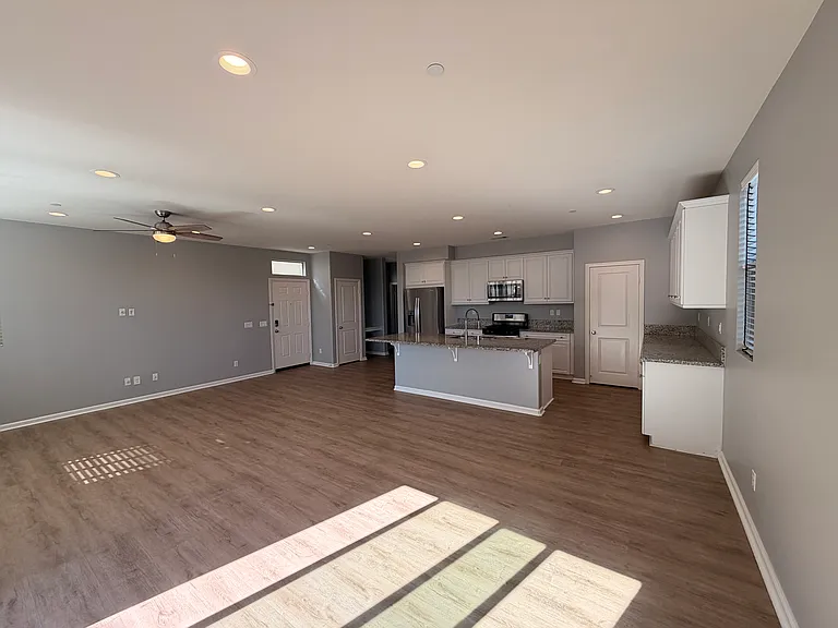 35350 Marabella Ct — Photo 13