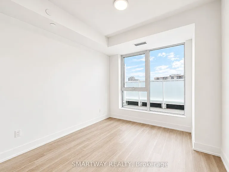 25 Cordova Ave #1309 — Photo 35