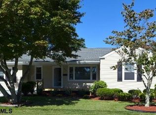 305 Shore Rd, Linwood, NJ 08221