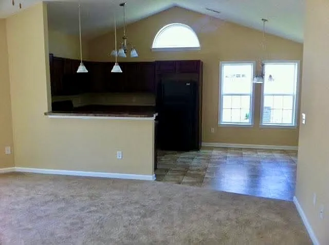 505 Bagley Dr — Photo 4