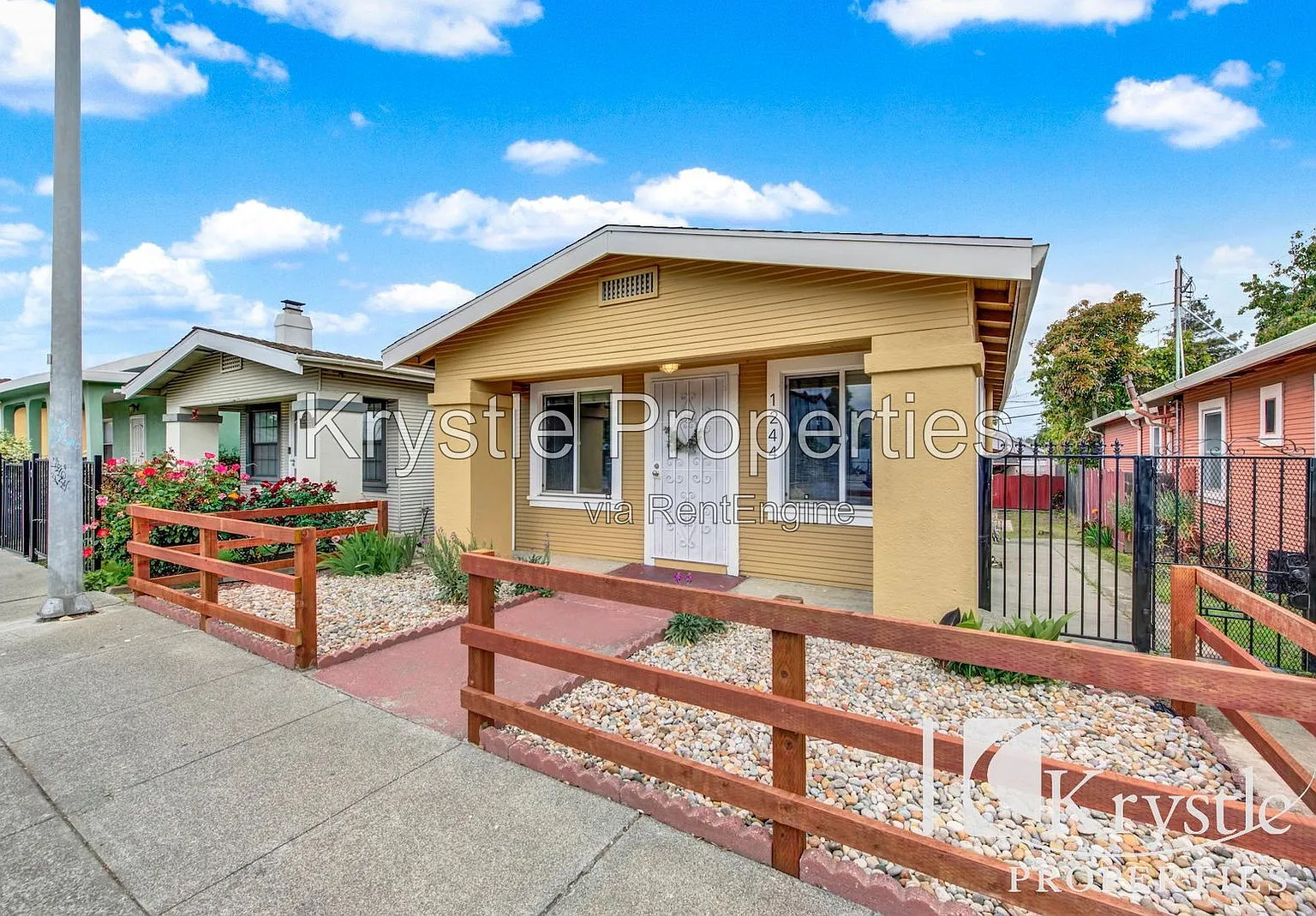 2 bed, 1.0 bath, 684 sqft, $1,950 — Photo 3