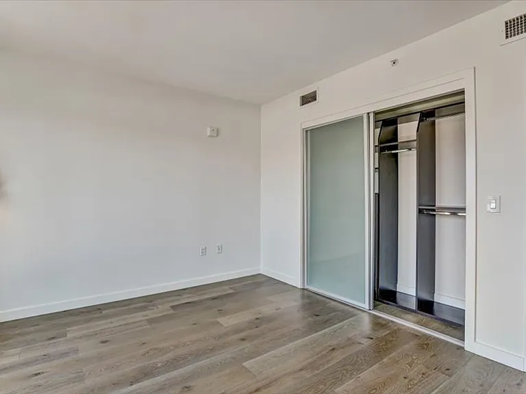 2125 Bryant St #308 — Photo 17