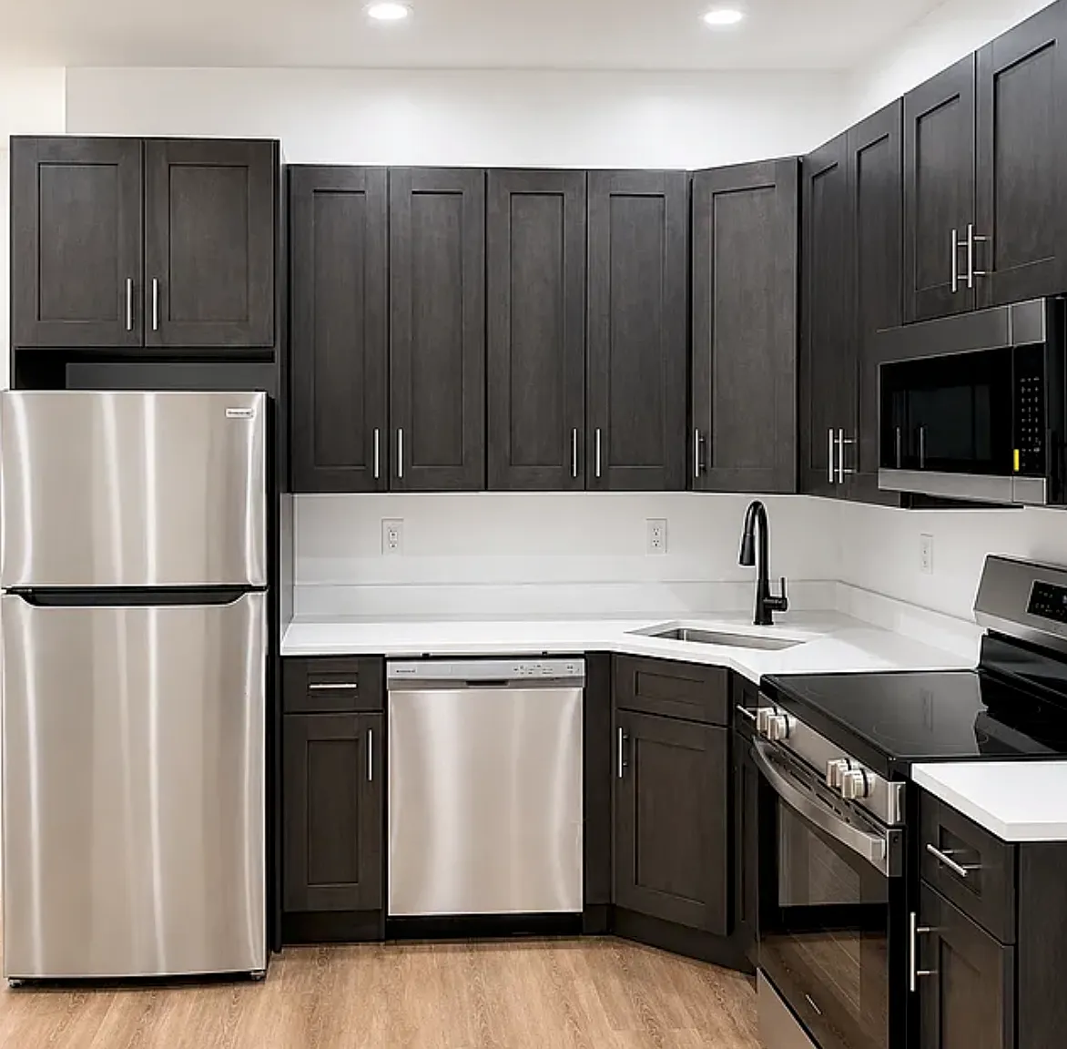 421 Third Avenue — Photo 3