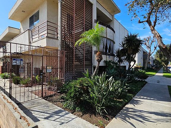 4th image of 5232 Fairview Blvd APT 8