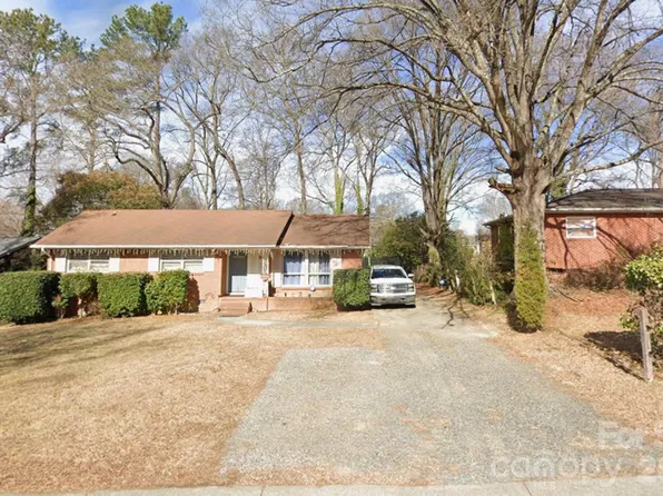 3819 Farmview Rd, Charlotte, NC 28205