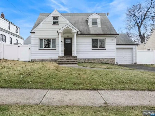 409 Terhune St, Teaneck, NJ 07666