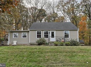 2248 Schoolhouse Rd, Middletown, PA 17057