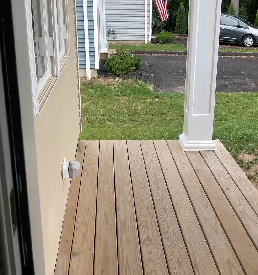 3 bed, 1024 sqft, $3,100 — Photo 3