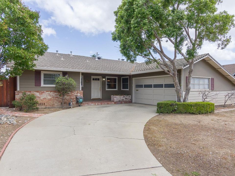 1st image of 3610 Woodford Dr