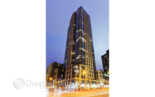 Rented by Douglas Elliman | media 16