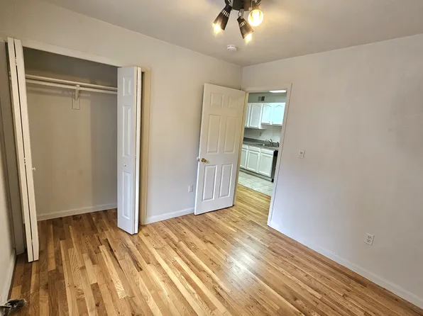 654 37th Street image 10 of 15