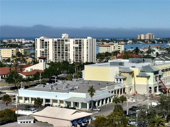 2nd image of 255 Dolphin Pt APT 807