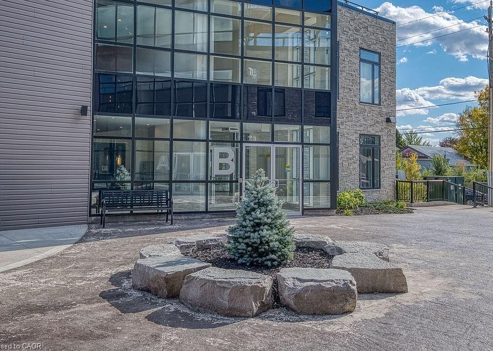 1st image of 85 B Morrell St #112