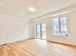 35 Selfridge Way, Whitby, ON L1N 0N9