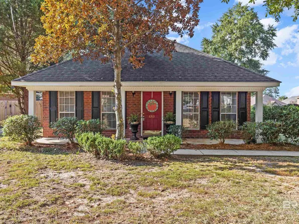 6313 Johnston Ln, Mobile, AL 36609