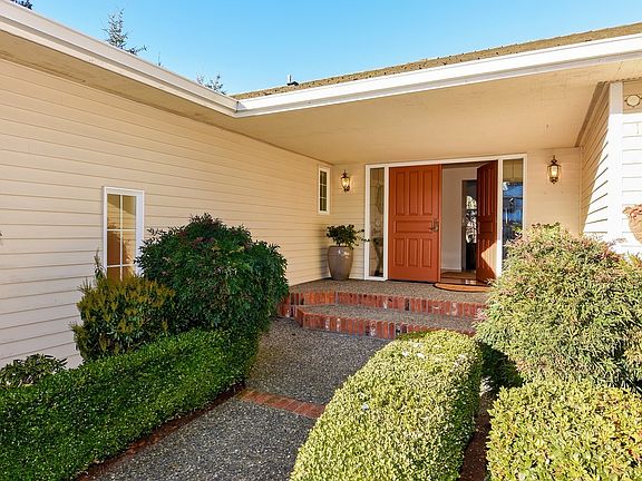 2nd image of 16247 6th Ave NW