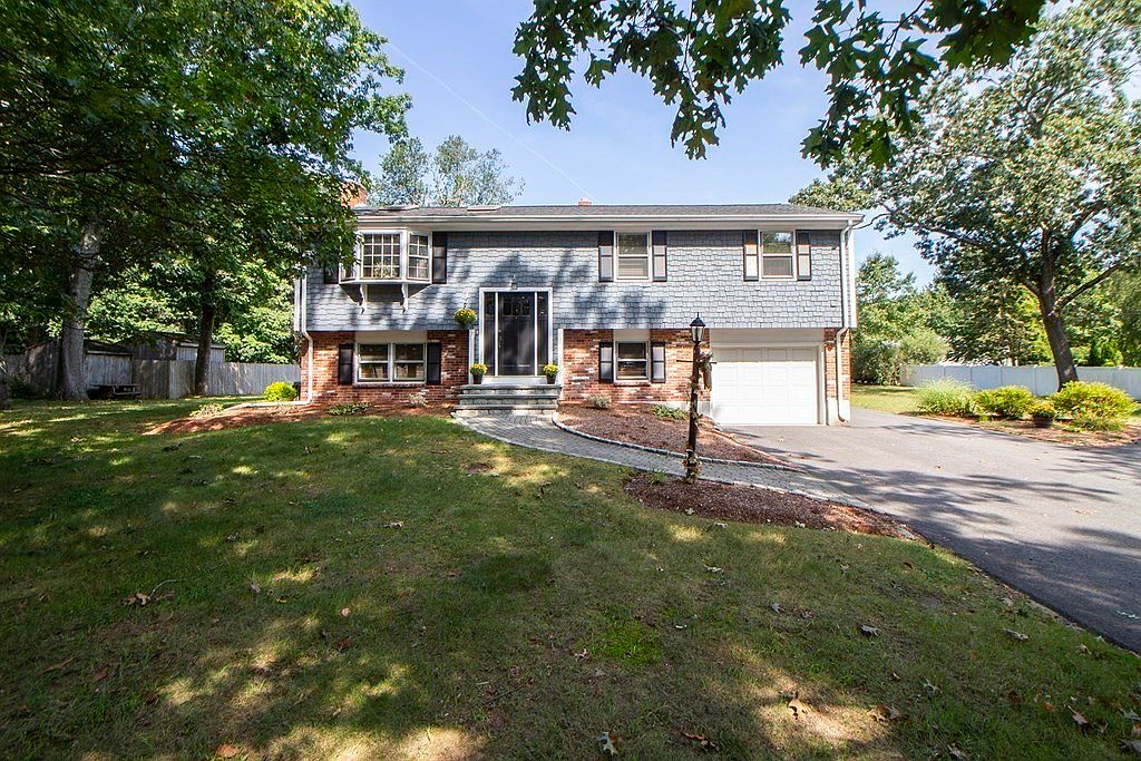 16 Field St, Taunton, MA 02780 Zillow