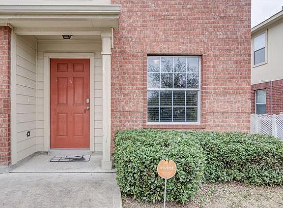 2nd image of 854 Indian Meadow Dr