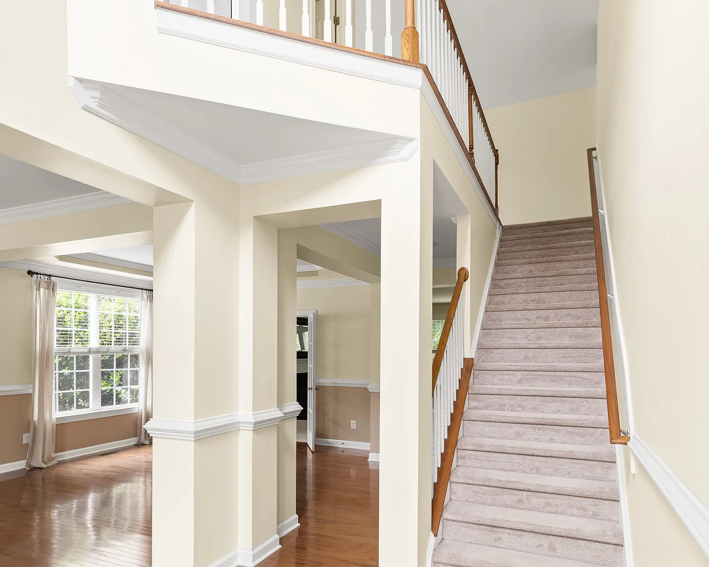 4 bed, 2.5 bath, 3134 sqft, $3,260 — Photo 4