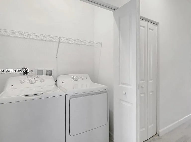 204 SE Woodbark St #204 — Photo 6