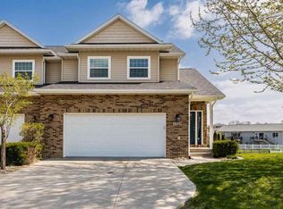 1518 Alder Dr, North Liberty, IA 52317