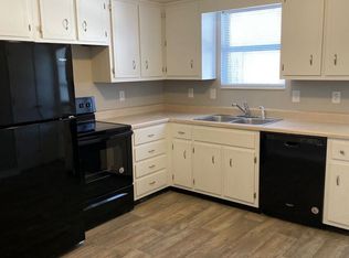 101 Tandy Dr #B, Clarksville, TN 37042