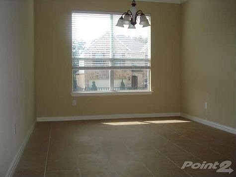 4th image of 7200 Petersburg Dr