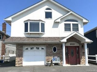 823 E Park Ave, Long Beach, NY 11561