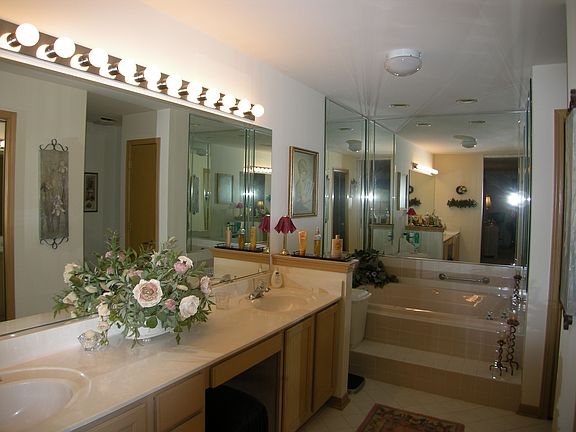 4th image of 246 Garden Way