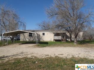 124 Shawn Ln, Seguin, TX 78155