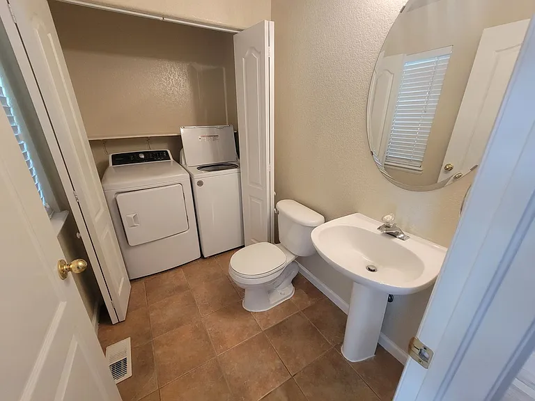 3705 Florentine Cir — Photo 6