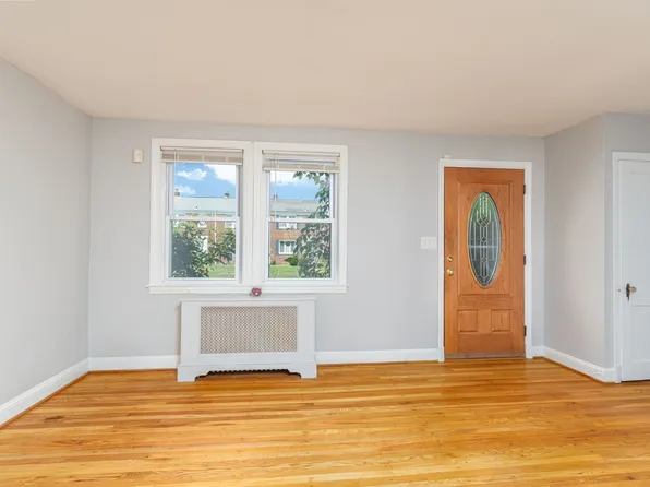 1637 Lochwood Rd, Baltimore, MD 21218