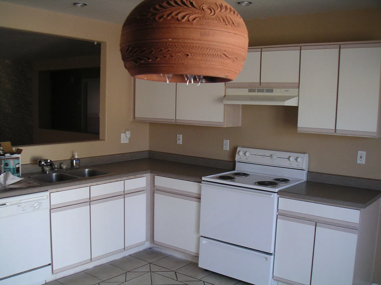 4 bed, 1550 sqft, $2,495 — Photo 3