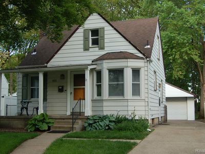 1112 N Vermont Ave, Royal Oak, MI, 48067
