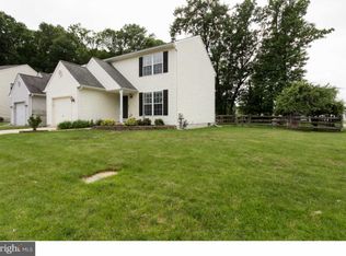 101 Country Run Dr, Coatesville, PA 19320