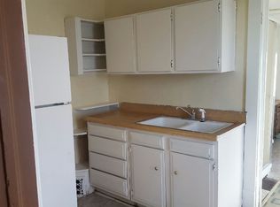 213 Whittier Ave APT 3, Waterloo, IA 50703