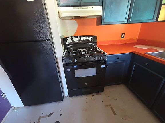 4th image of 609 Bryan St