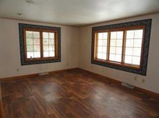 316 E 8th St, Westfield, WI 53964