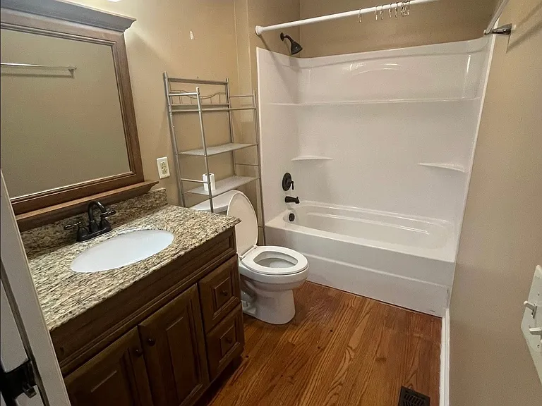 1801 Hogle Dr — Photo 3