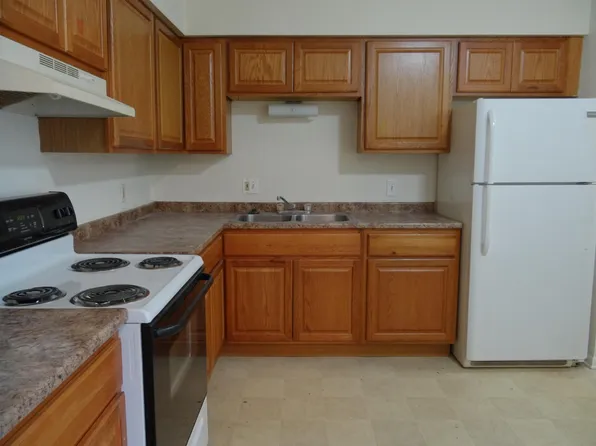 White Oaks Apartments