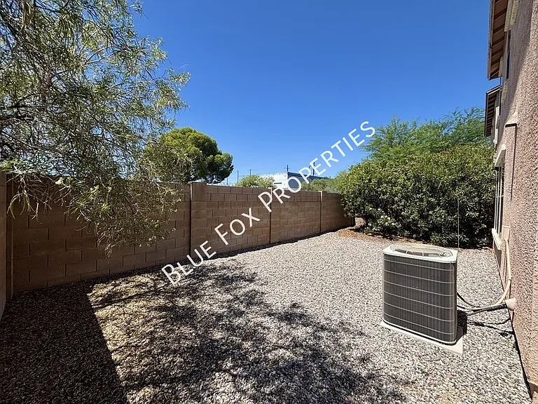 7996 E Senate St — Photo 31
